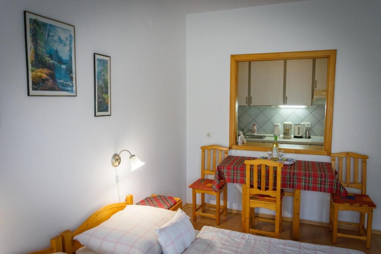Erika Apartman Sárvár Extérieur photo